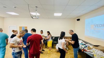 Лятна академия за родители "Първа помощ за малките герои" стартира при силен интерес