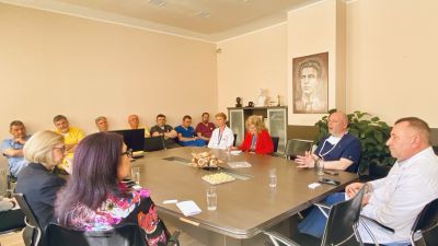 Ръководството на „Пирогов“ и водещи детски специалисти от болницата  обмениха опит с  д-р Нена Осорио