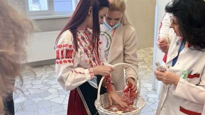Матеница за малките пациенти на "Пирогов"