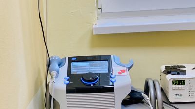 Пироговската физиотерапия с ултрамодерен апарат, който работи сам