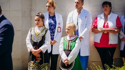 "Пирогов" с паметник на служителите, отдали  живота си на другите преди, повреме и след COVID-19