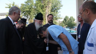 „Пирогов“ получи дарение от Софийска Св. Mитрополия