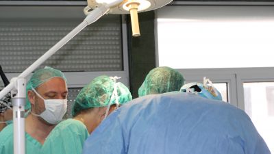 БГ светило в лицево-челюстната хирургия извърши уникална операция за Югоизточна Европа с 3D принтиран индивидуален имплант Пирогов
