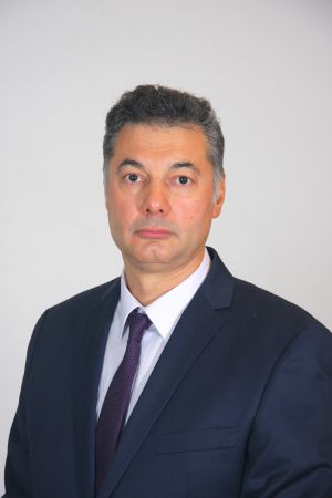 д-р Даниел Божидаров