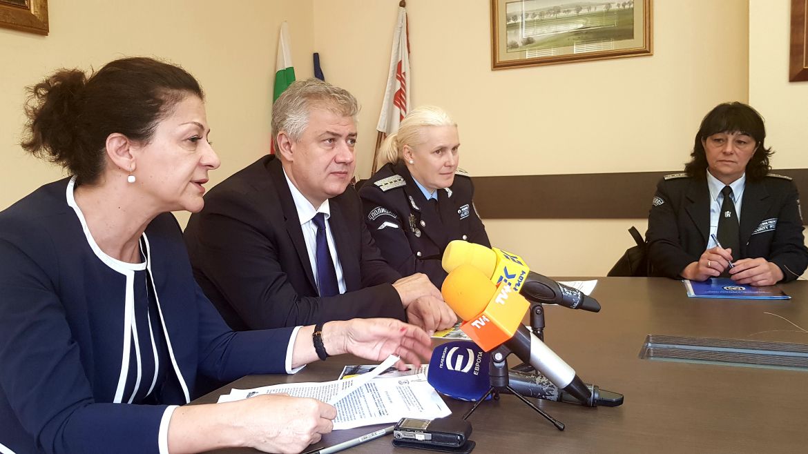 "Пирогов" и асоциация ДЕМЕТРА обучават служители на болницата как да разпозват жертви на дошно насилие