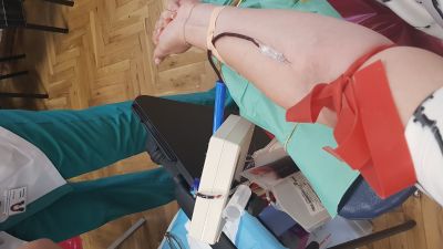 30 човека дариха кръв за докторката, която е в Централна реанимация на "Пирогов" след падане от 7 етаж