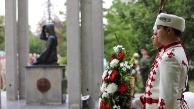"Пирогов" почете медиците загинали по време на изпълнение на служебния си дълг