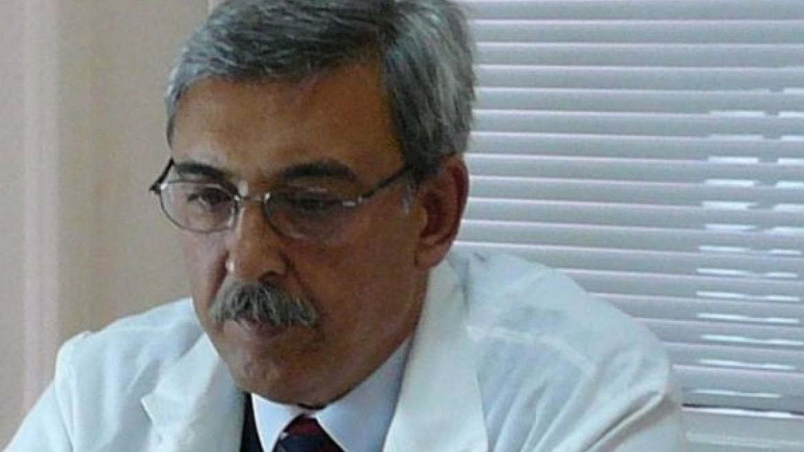 В петък, 25 май 2018 г., откриват паметна плоча с орелеф на професор Емил Таков
