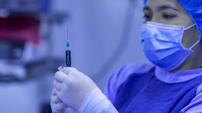 Ваксинационният център на "Пирогов" работи 7 дни в седмицата