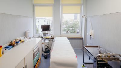 Открихме напълно обновената Клиника по уролoгия на "Пирогов"