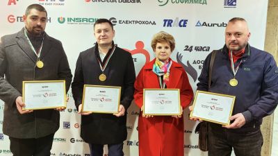Болница "Пирогов" с отличие "Достойните българи"