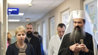 Негово Светейшество Софийският митрополит и Български патриарх Даниил посети малките пациенти