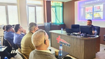 30 млади лекари от цяла България преминаха  практическия курс на доц. Стоян Сопотенски в „Пирогов“
