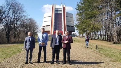 Ръководството на "Пирогов" положи венци на паметните плочи на Пирогов в гр. Плевен и гр. Пордим