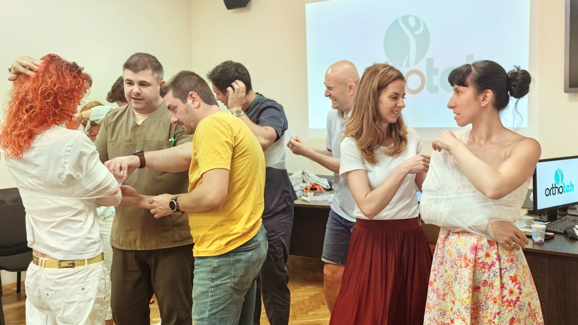 "Пирогов" провежда пролетна академия за родители "Първа помощ за малките герои"